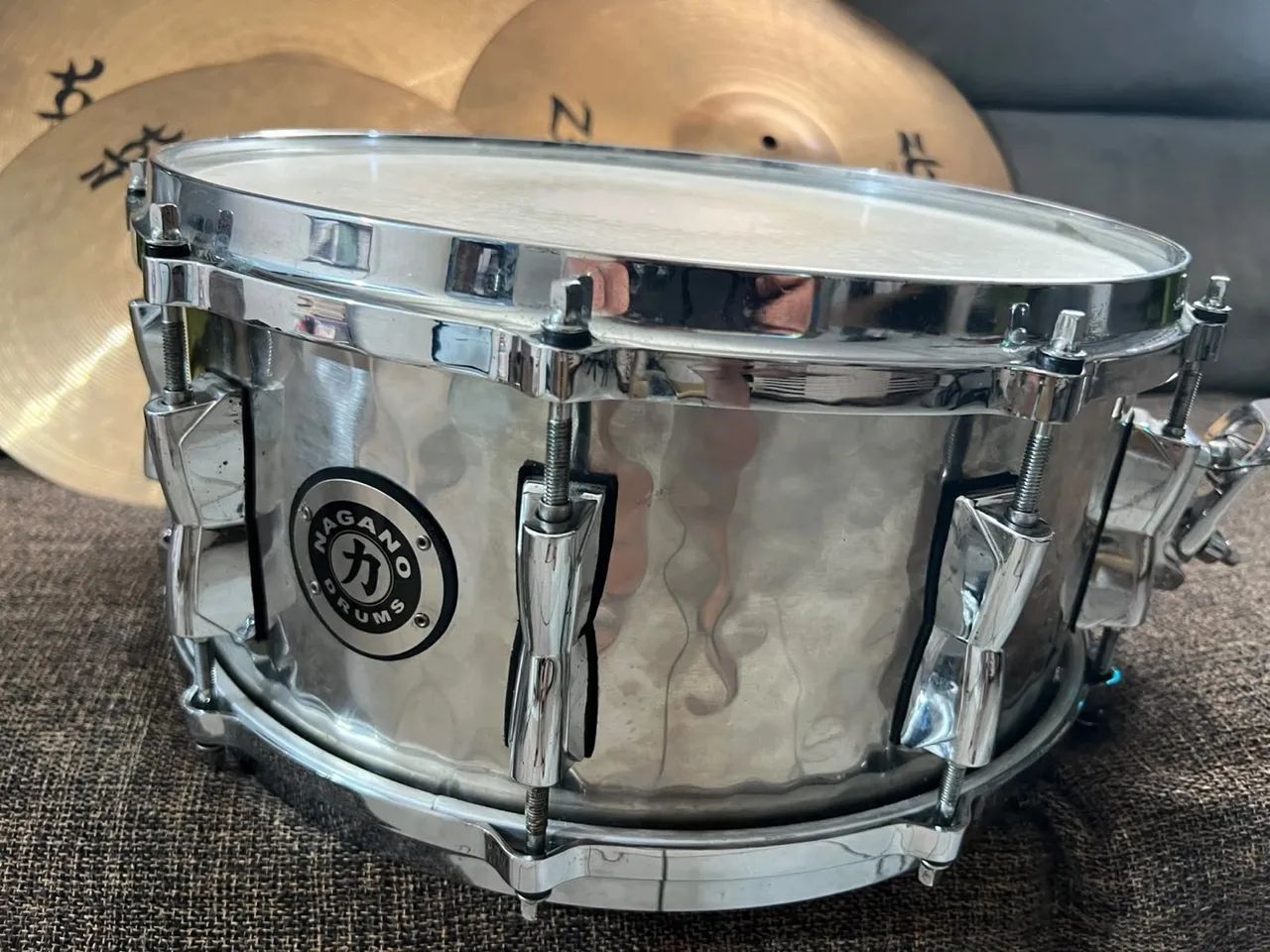 KIT ZILDJIAN + CAIXA NAGANO 14x6,5 - IMPERDÍVEL - Instrumentos