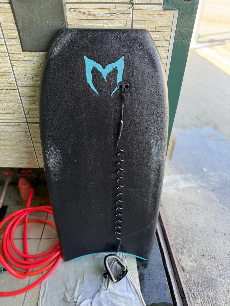 Prancha Bodyboard profissional 41.5 (USADA MENOS DE 10 VEZES!!) - Foto 2