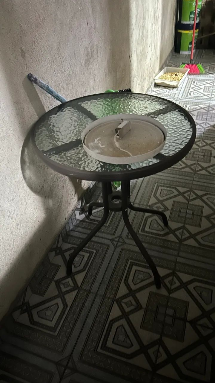 Mesa externa redonda