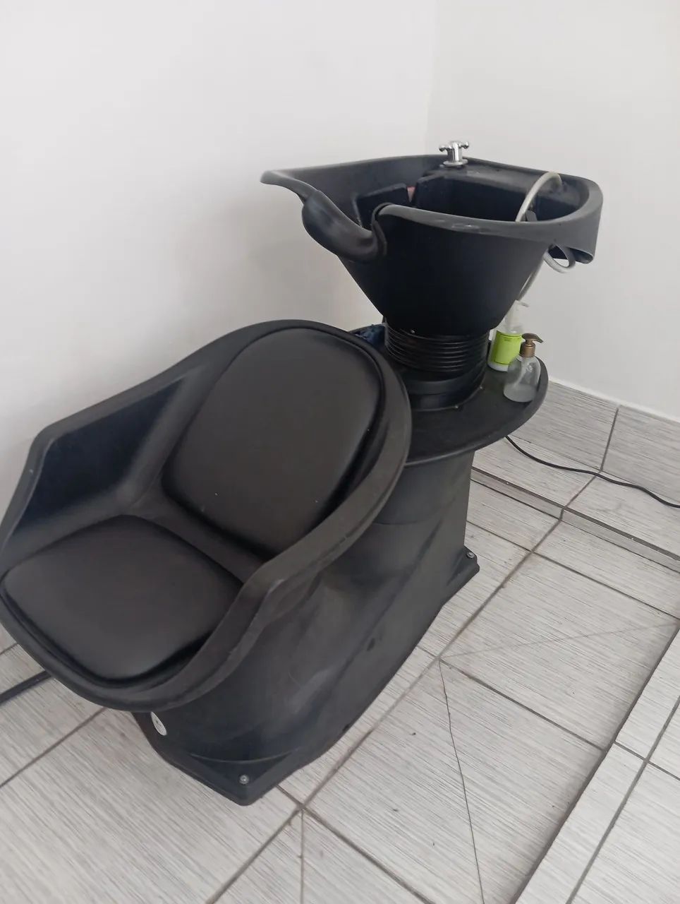 Lavatório escamoteável 