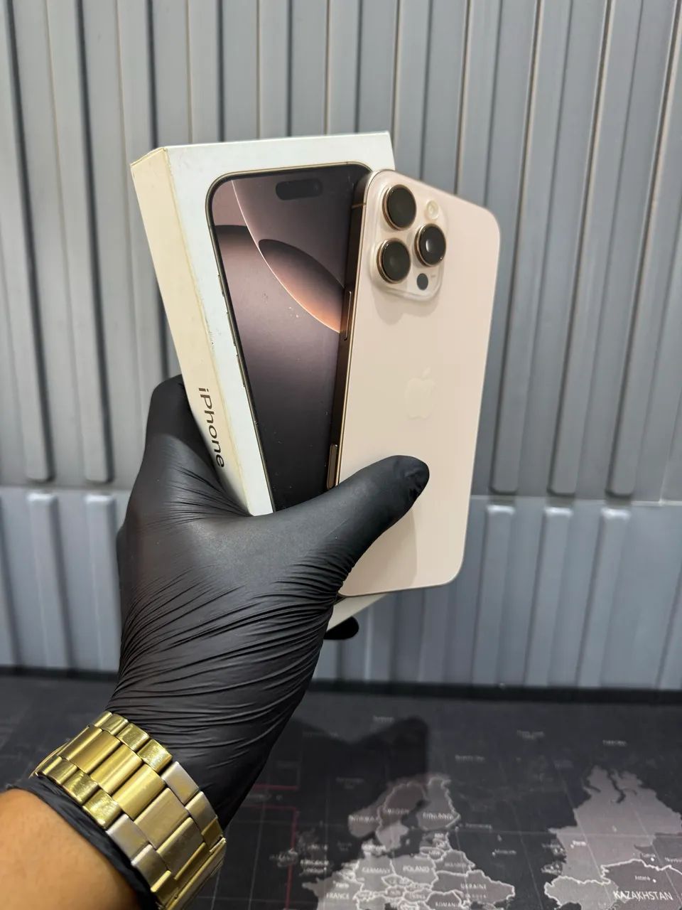 IPHONE 16 PRO MAX 256GB DESERT - Foto 2