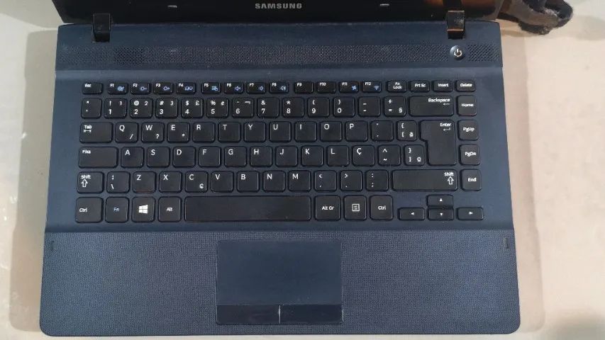 Samsung NP275E4E-KD1BR - Para conserto ou retirada de peças - Foto 3
