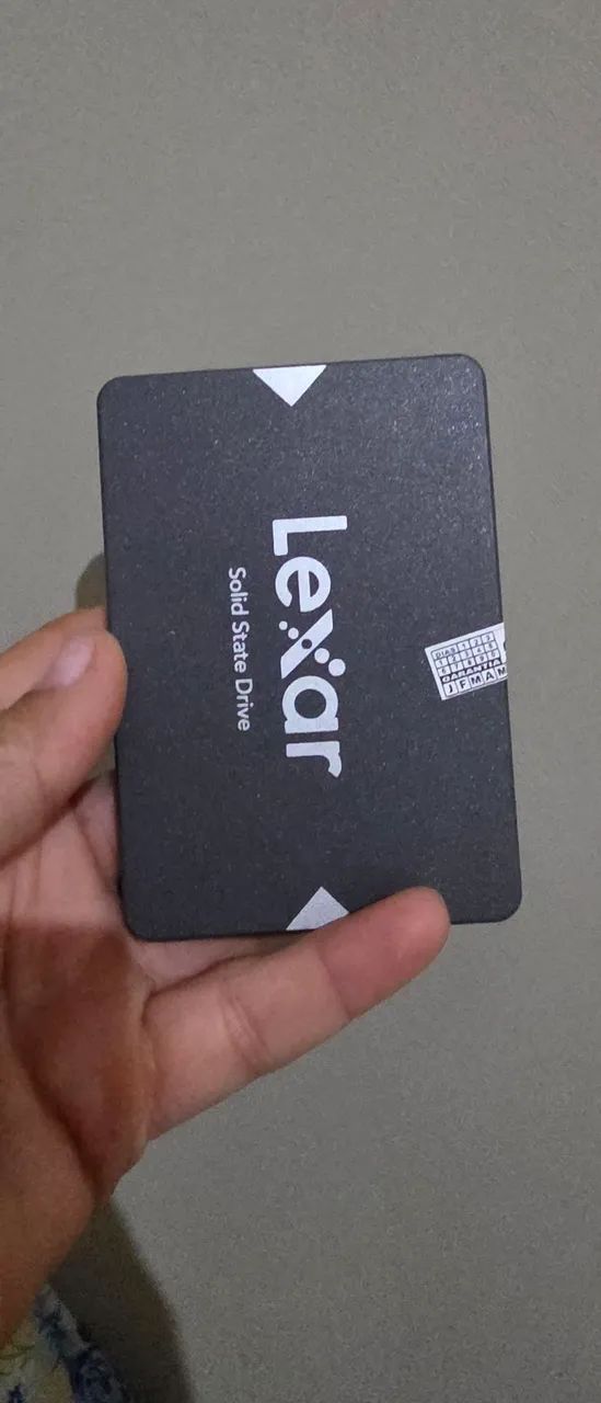 Vende Semi zero funcionando perfeitamente Lexar 512 Gb Ns100<br>