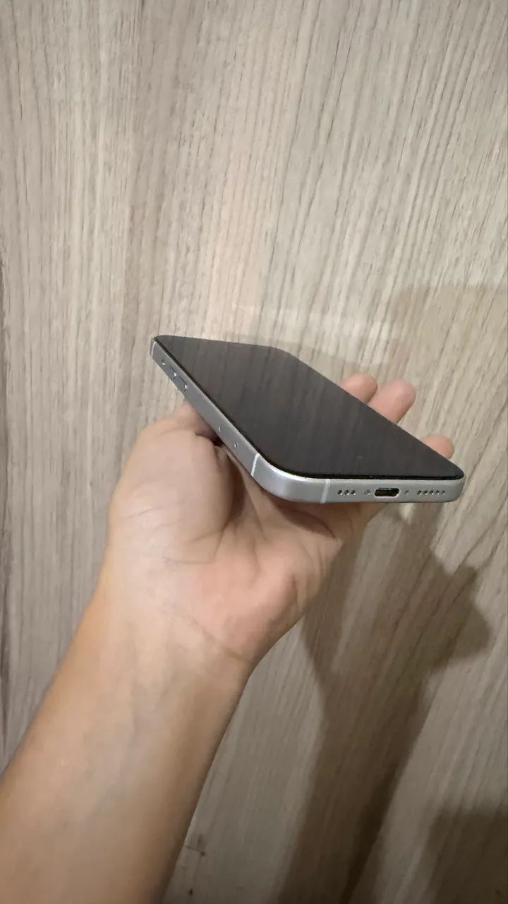 Iphone 15 128Gb - Única dona.  - Foto 3
