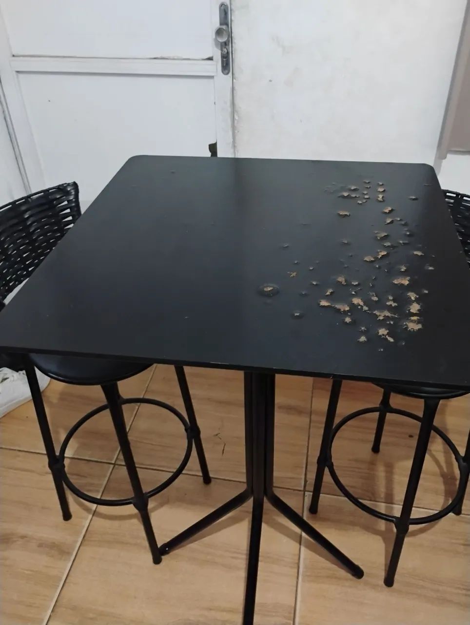 2 banquetas alta preta com mesa - Foto 4