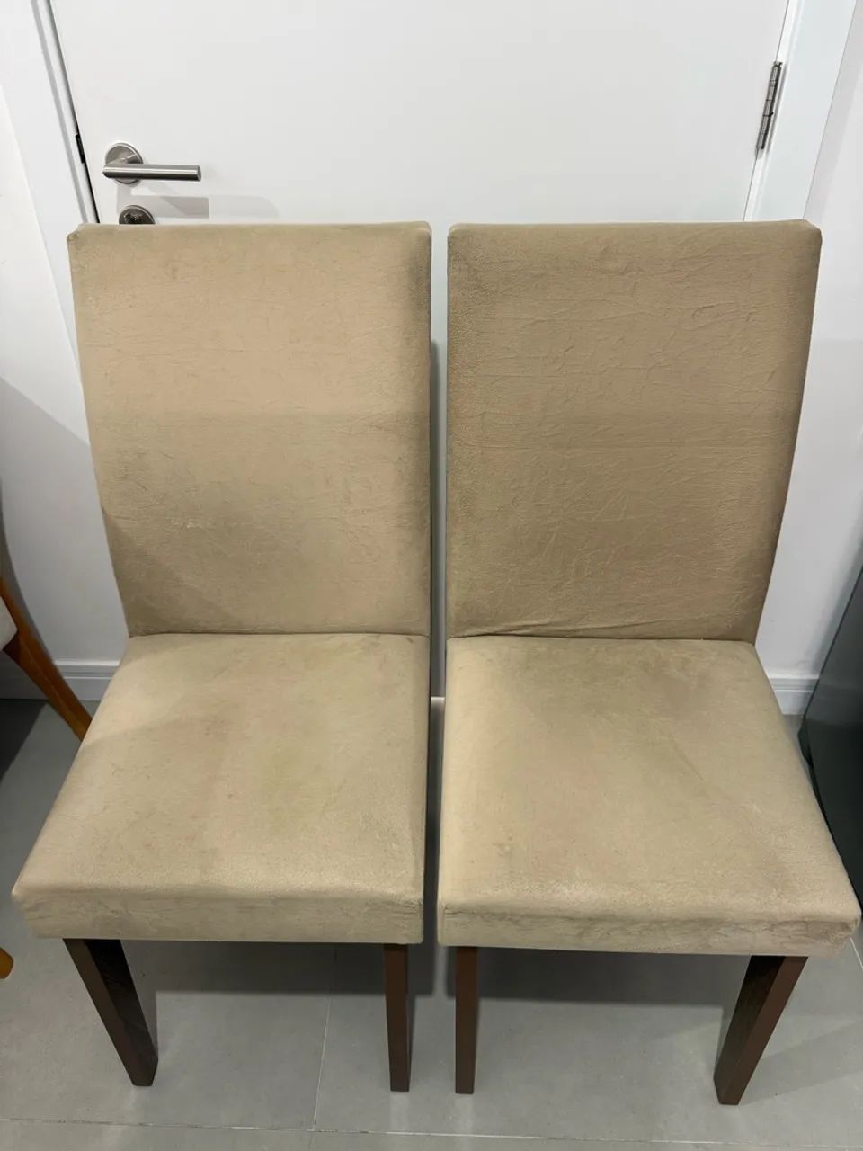 Conjunto 4 cadeiras de jantar estofada