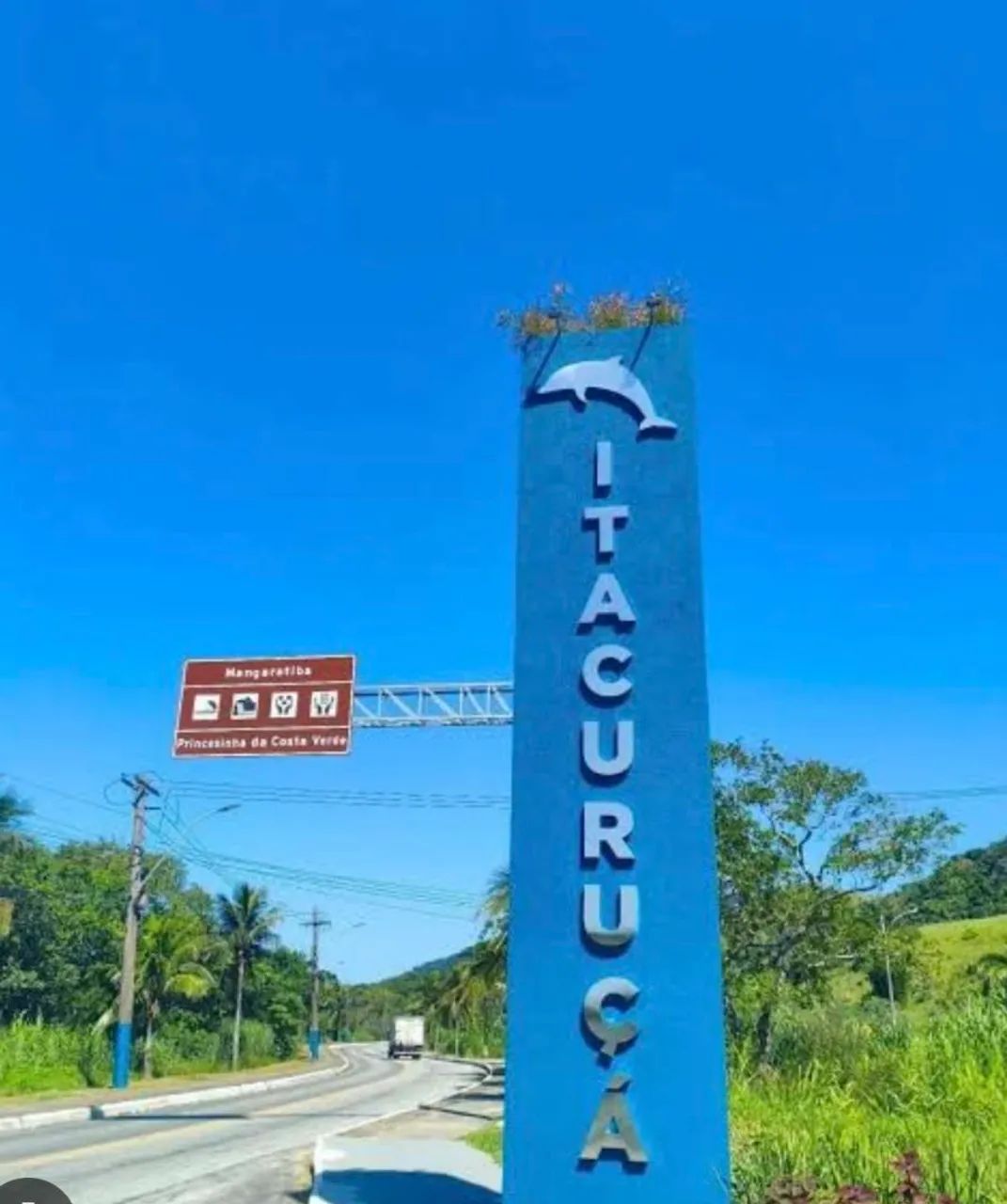 Kitnet em Itacuruça c/ Vaga de Garagem 