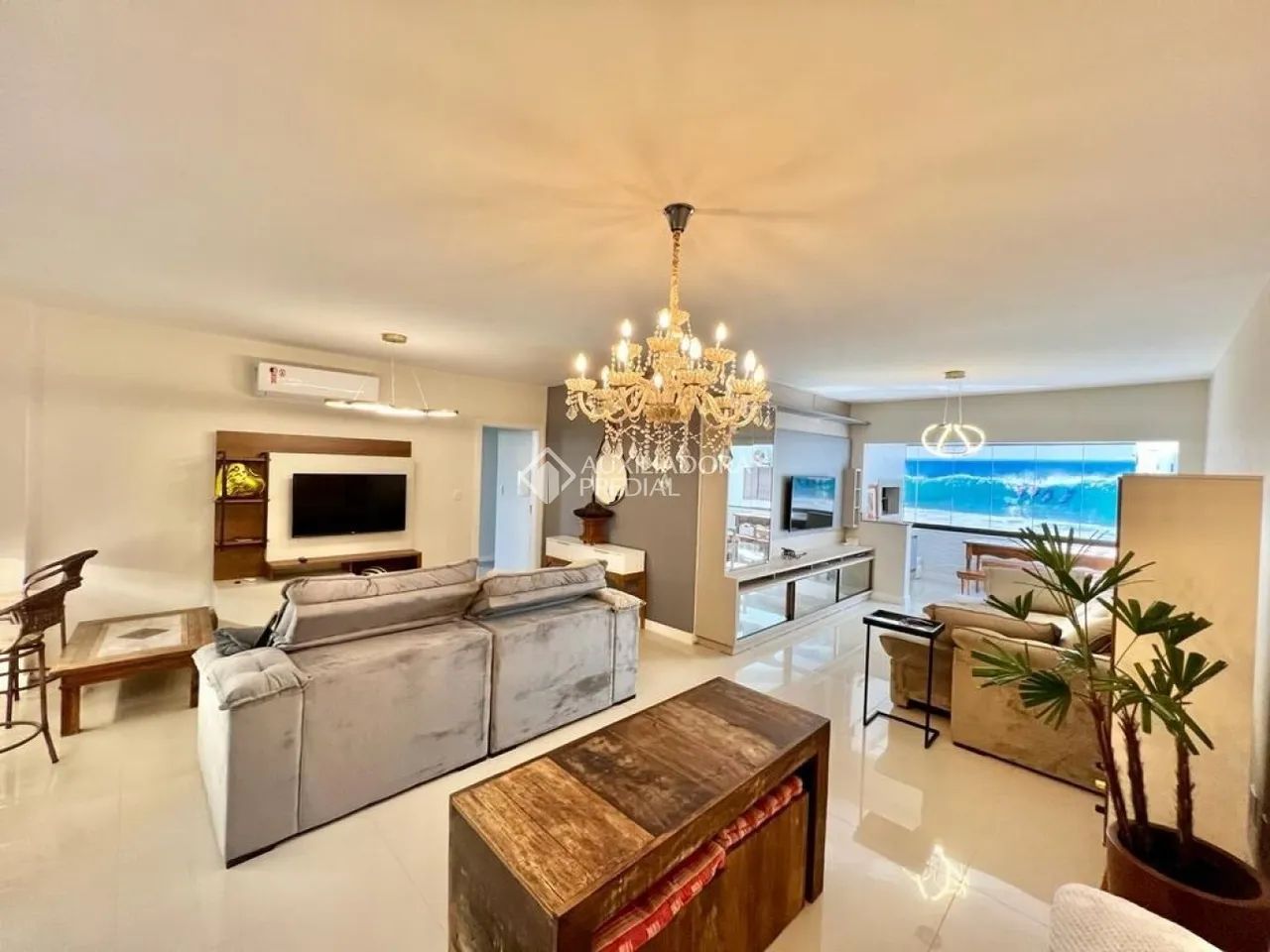 Apartamento na praia do Mar Grosso com 4 dormitórios - Foto 2
