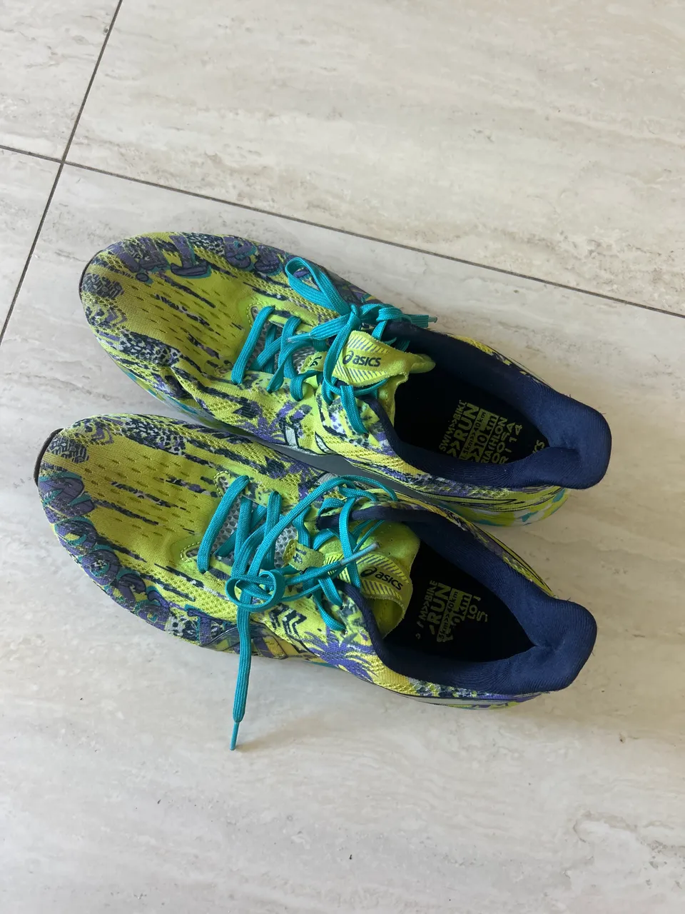 Tênis Asics Novablast 4 - Calçados Esportivos - Setor Habitacional