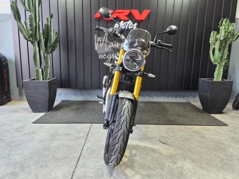 TRIUMPH SPEED 400 2026 - Foto 5