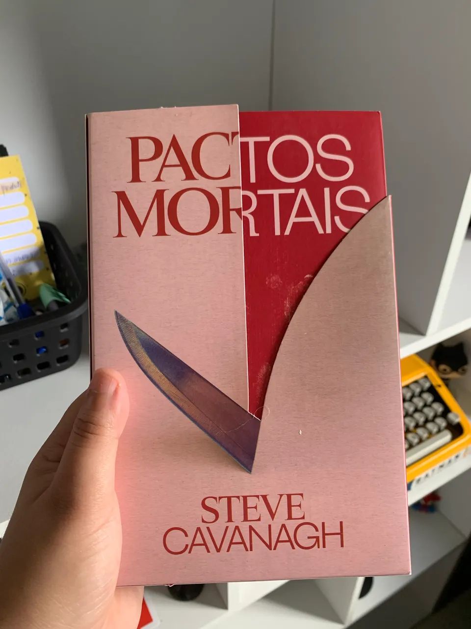 Livro - Pacto mortal  - Foto 2