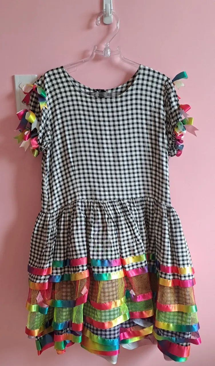 Vestido junino - fitas coloridas - Foto 2