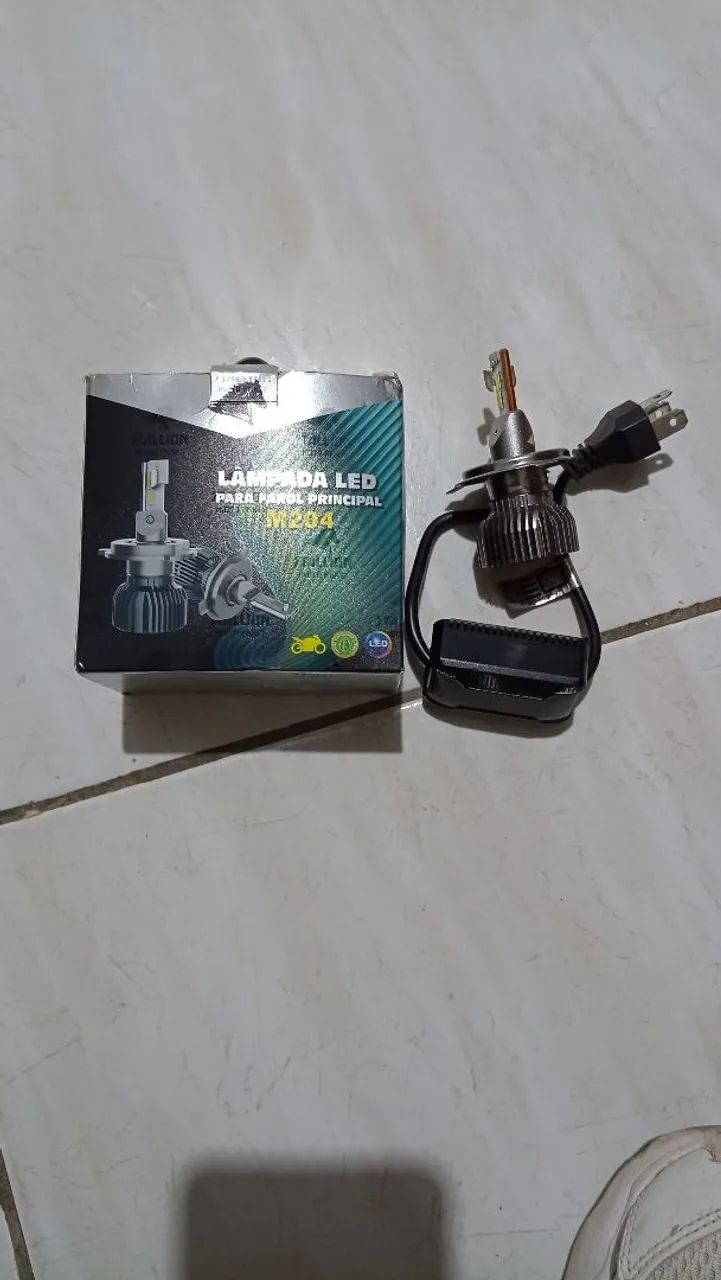 Vendo um xenou de moto ?