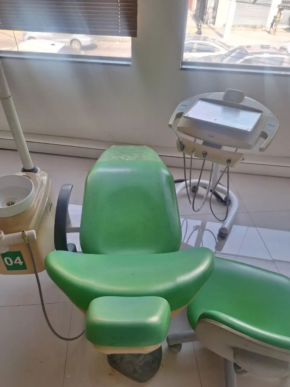 3 Cadeiras Odontológicas Dabi Atlante Completa com Mocho  - Oportunidade Única em Belém - Foto 2