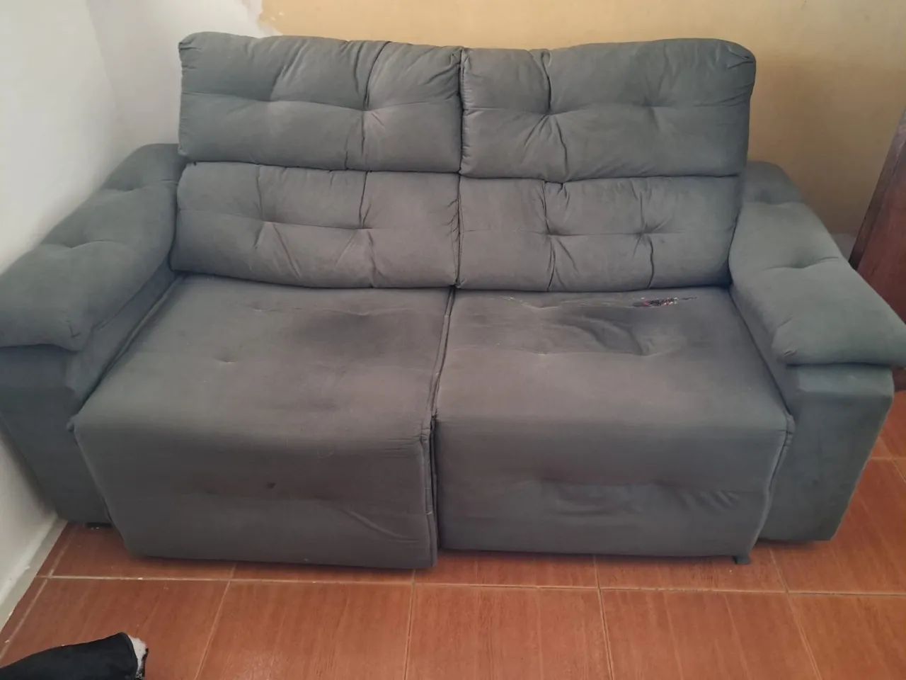 SOFÁ RETRÁTIL CINZA - Foto 2