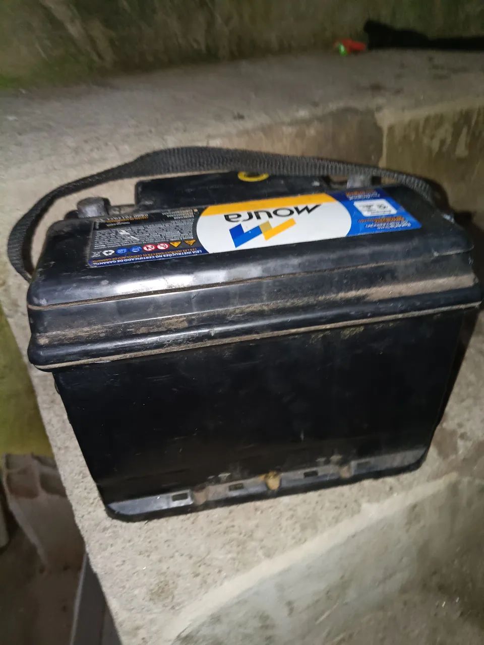 Car Battery444718059315548161