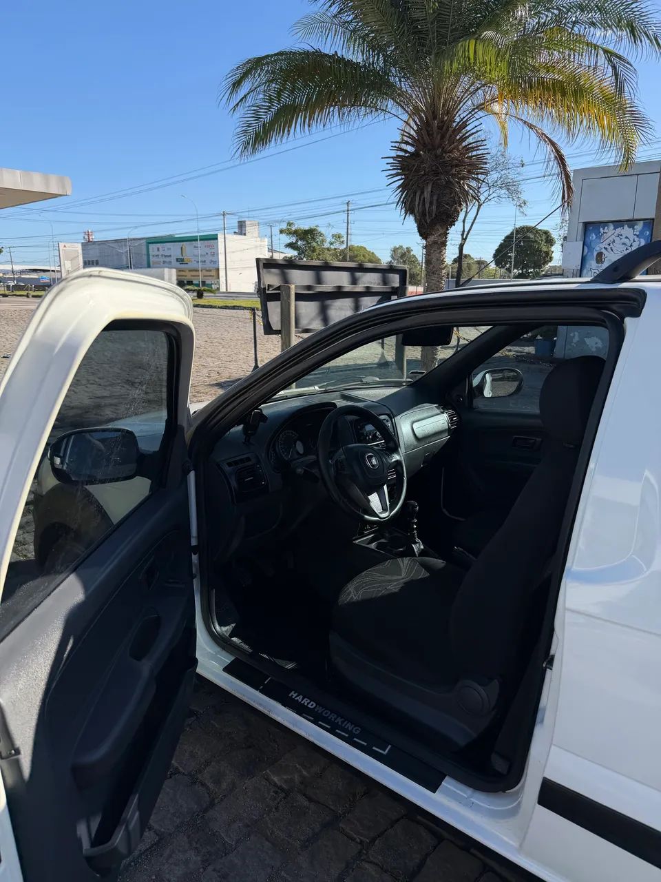 Fiat Strada Working Hard 1.4 Fire Flex 8V CS 2018 - Foto 2