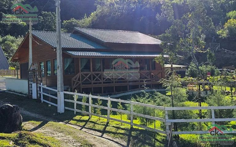 chácara com terreno plano casa mobiliada em Águas Mornas - Foto 2