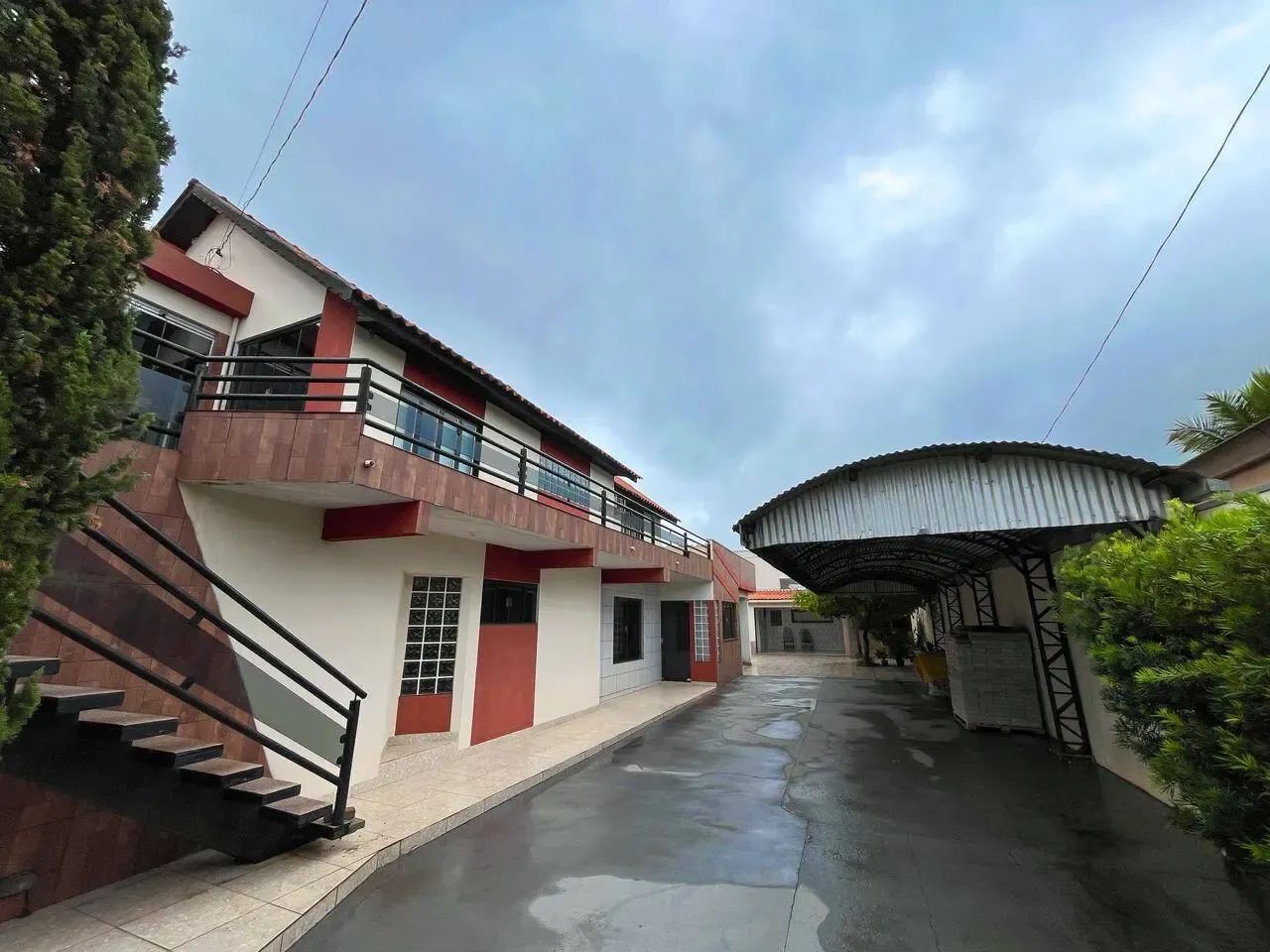Sobrado a venda no centro de Campo Verde com edícula e churrasqueira codigo: 370779