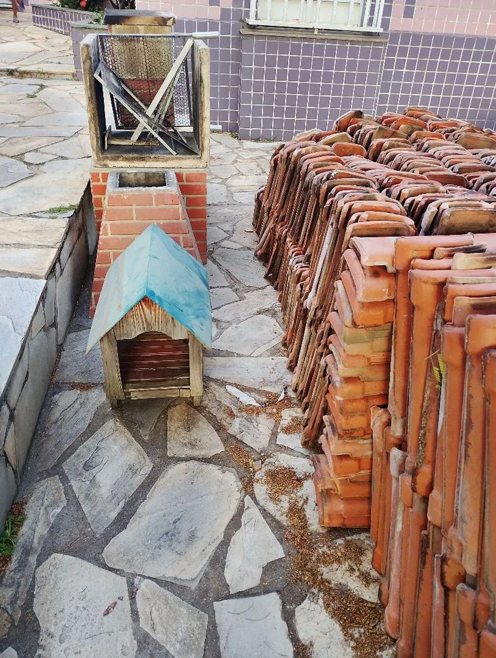 Telha colonial e churrasqueira  - Foto 2