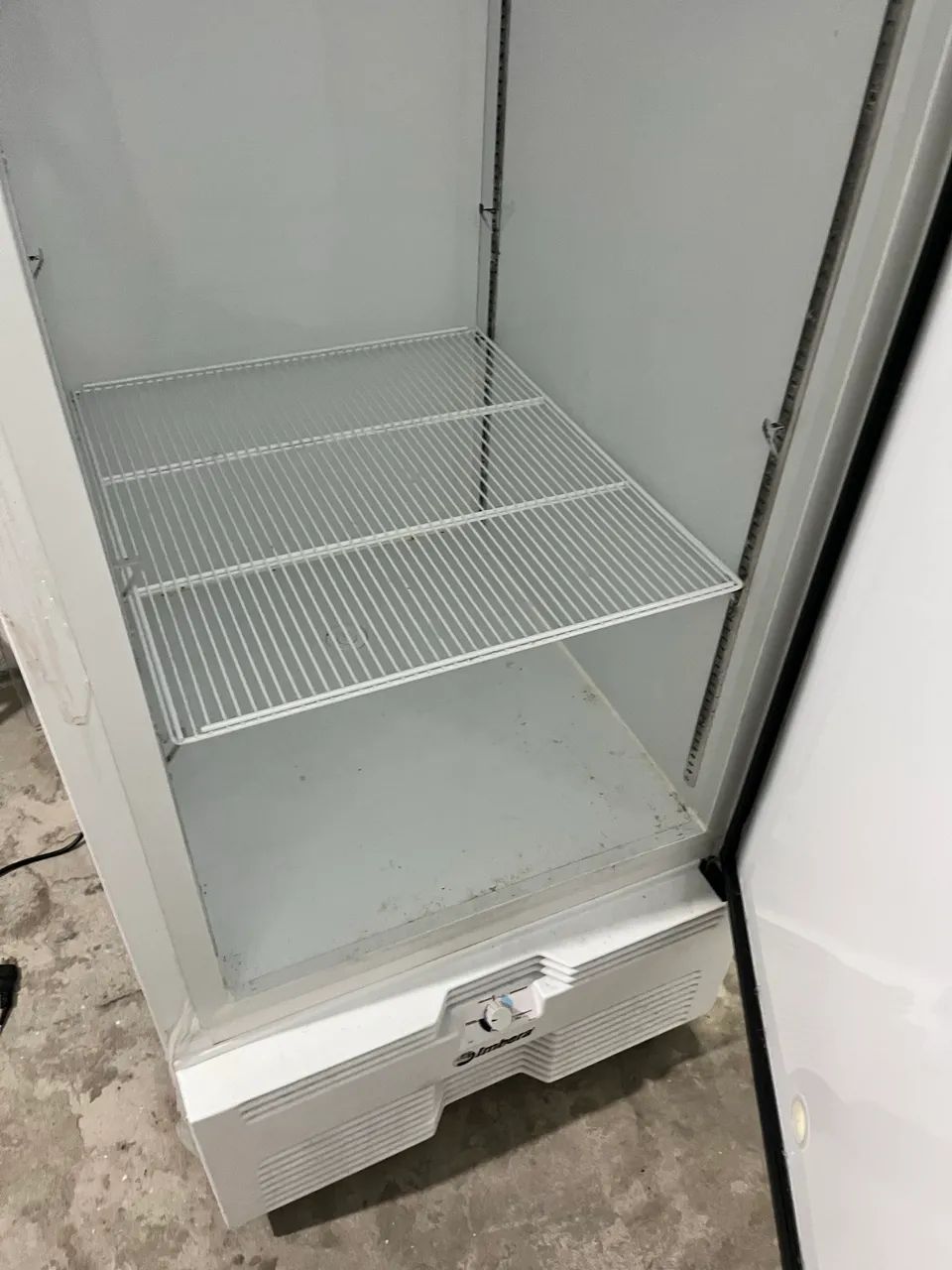 Freezer Comercial IMBERA EZV 567L  - Foto 3