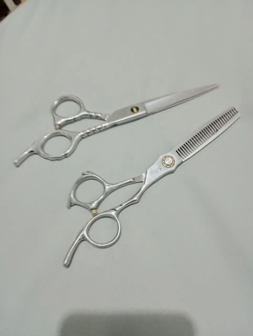 Tesouras profissionais de cortar cabelo umi master tool