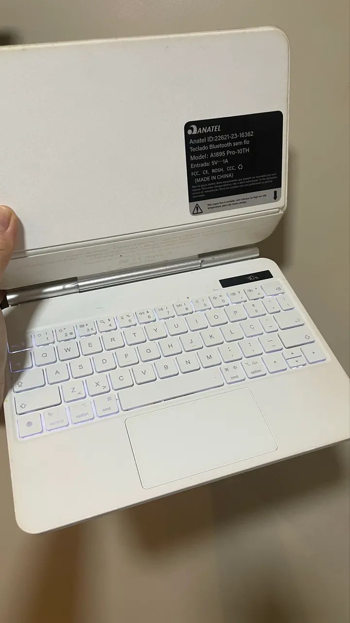 Capa com teclado para IPAD 10