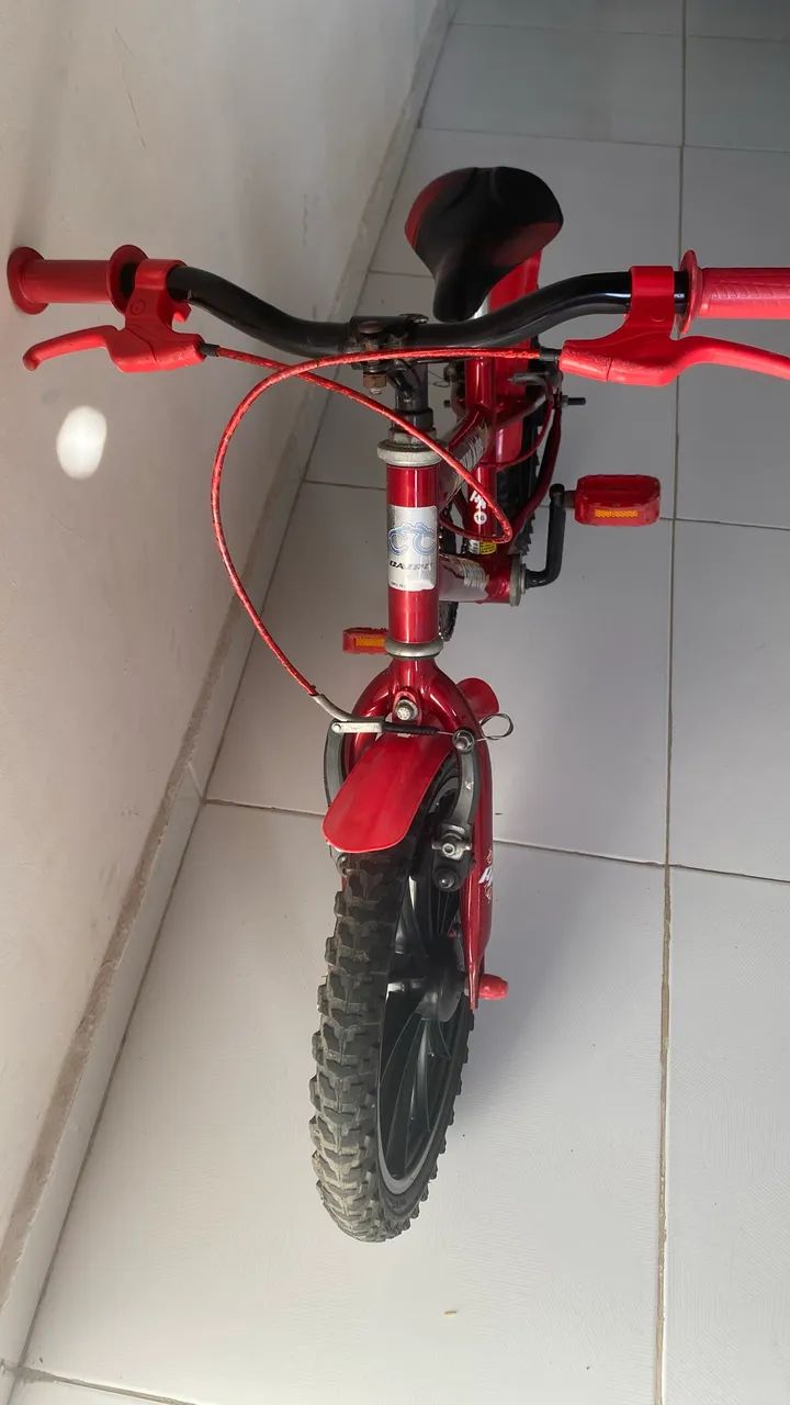 Vendo bicicleta aro 14  - Foto 3
