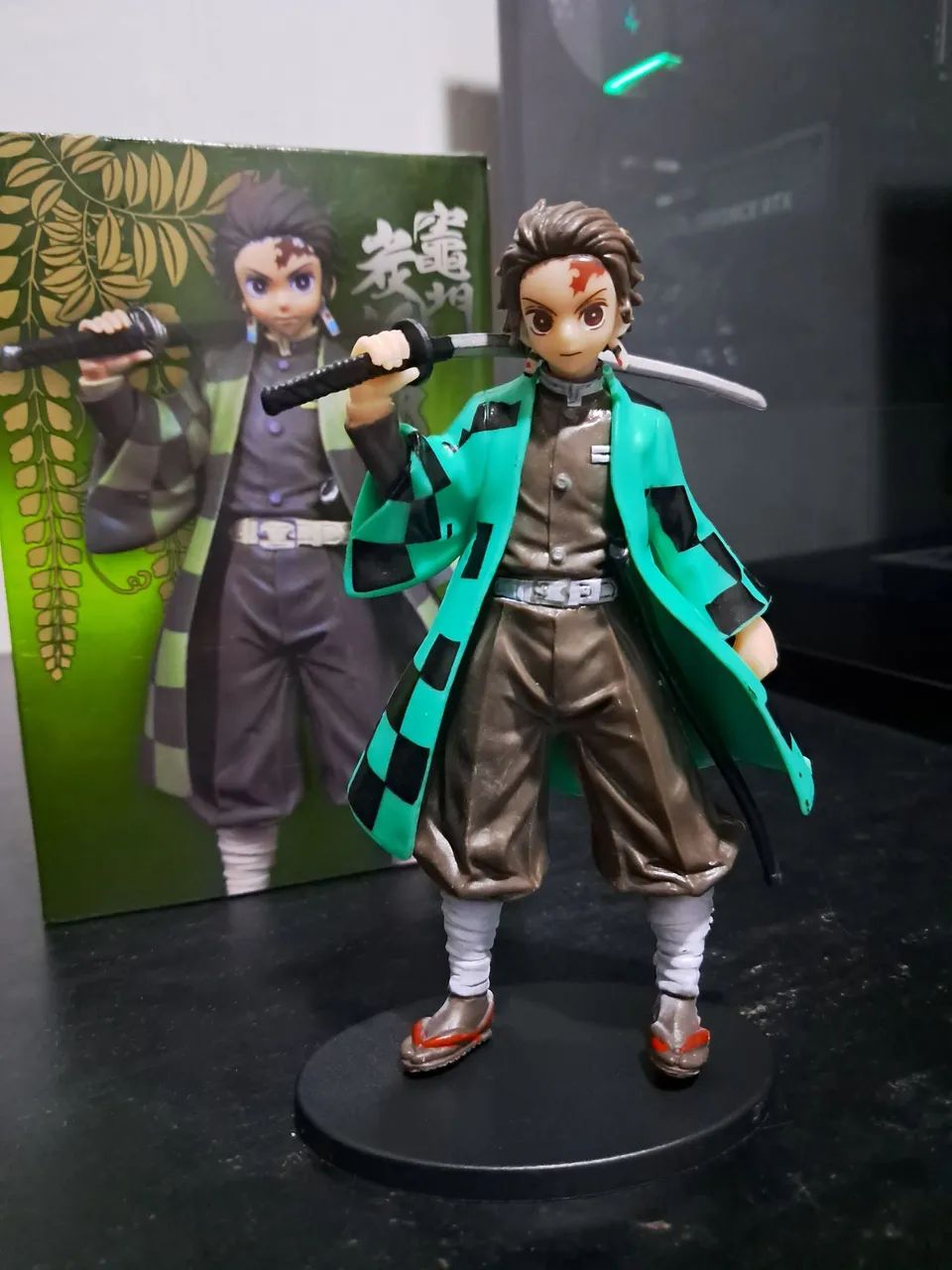 Action Figure Demon Slayer - Tanjiro Kamado 15cm - Foto 2