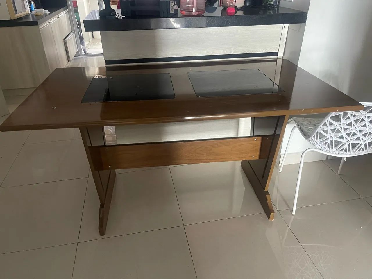 Mesa sem cadeiras  - Foto 2