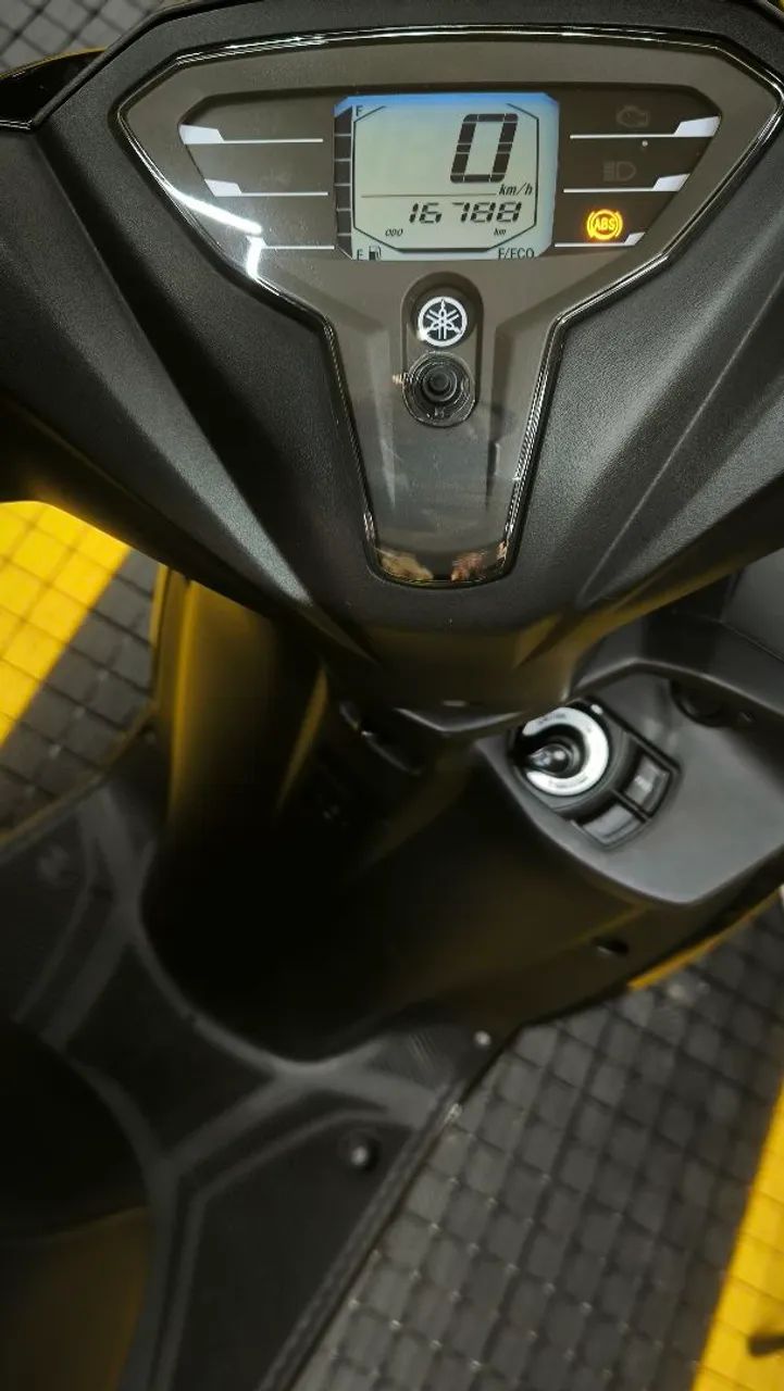 Vendo Yamaha fluo  - Foto 3