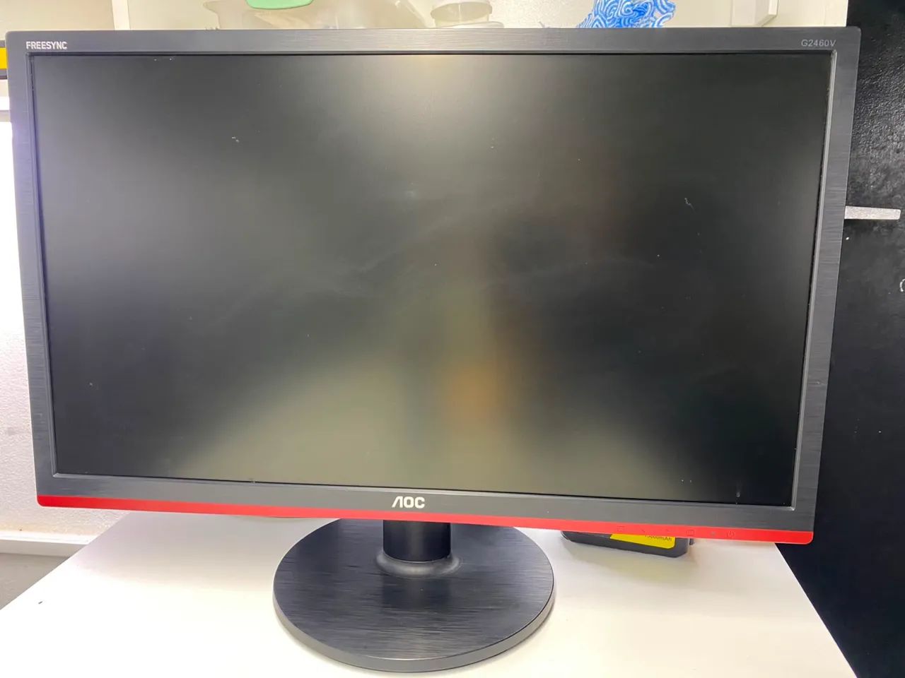 Vendo monitor 24? 70 Hertz AOC