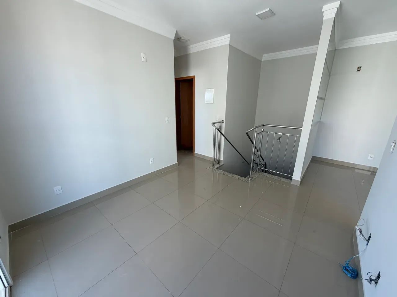 Cobertura Duplex com 5 Quartos(4 Suítes) À Venda ou Locável - Foto 3