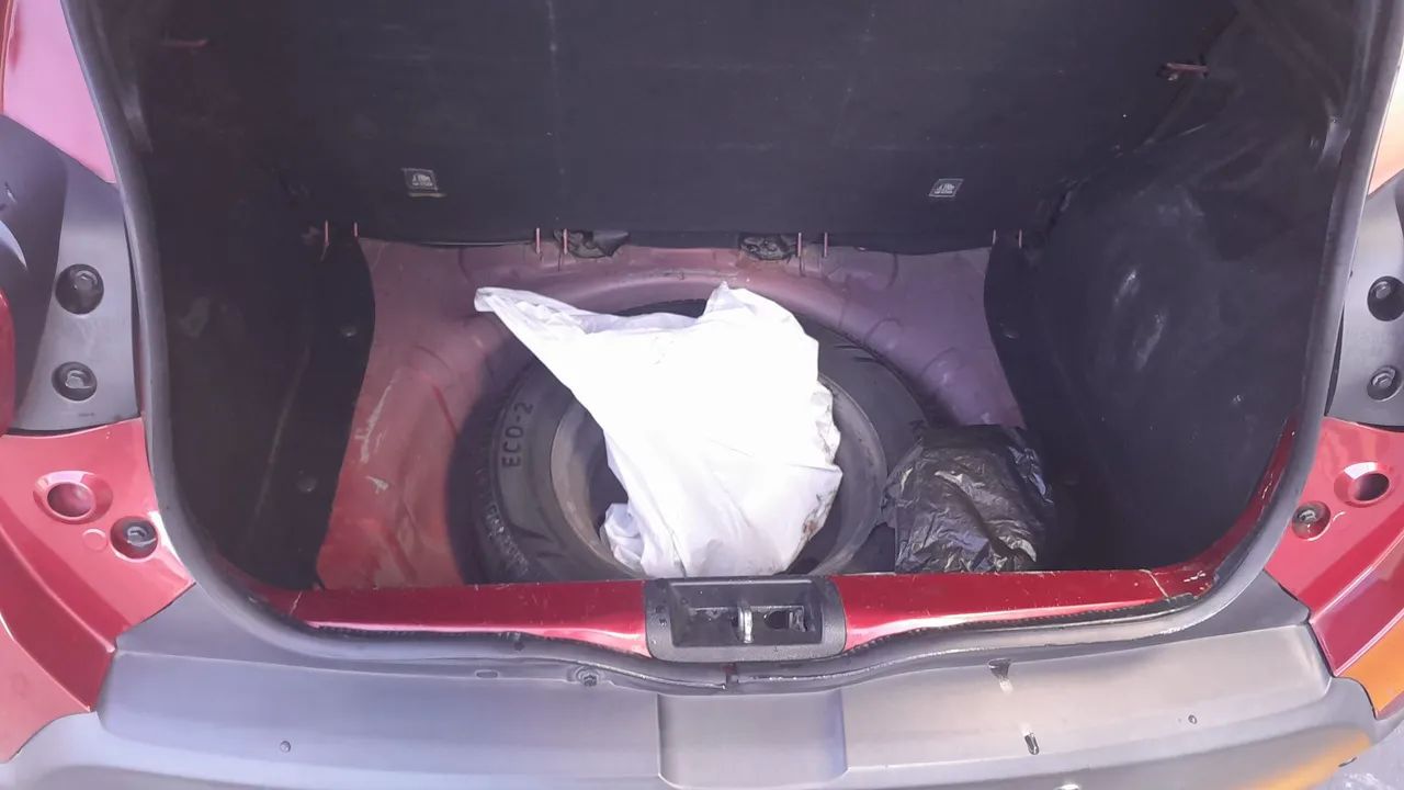 Renault Kwid Intense 1.0 Flex 12V 5P Mec. 2018 - Foto 4