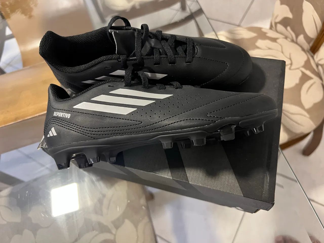 CHUTEIRAS NIKE E ADIDAS N35 - Foto 4