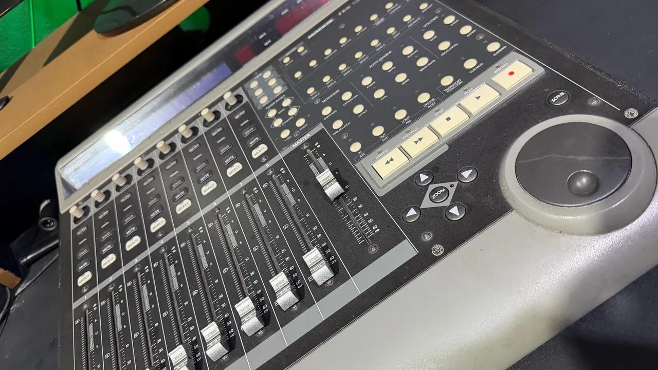 Controladora MACKIE - Pro Tools Etc.