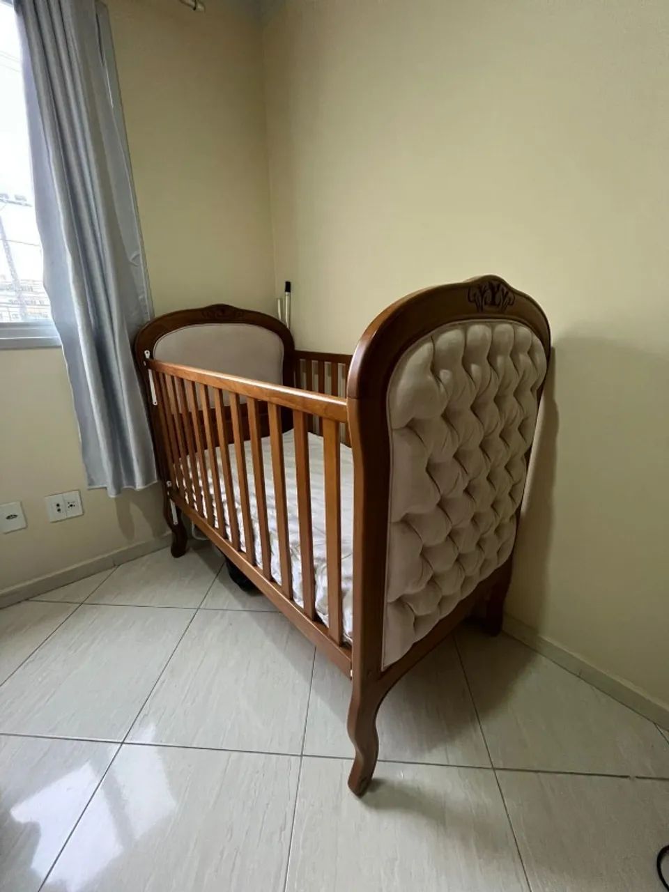BERÇO DE MADEIRA