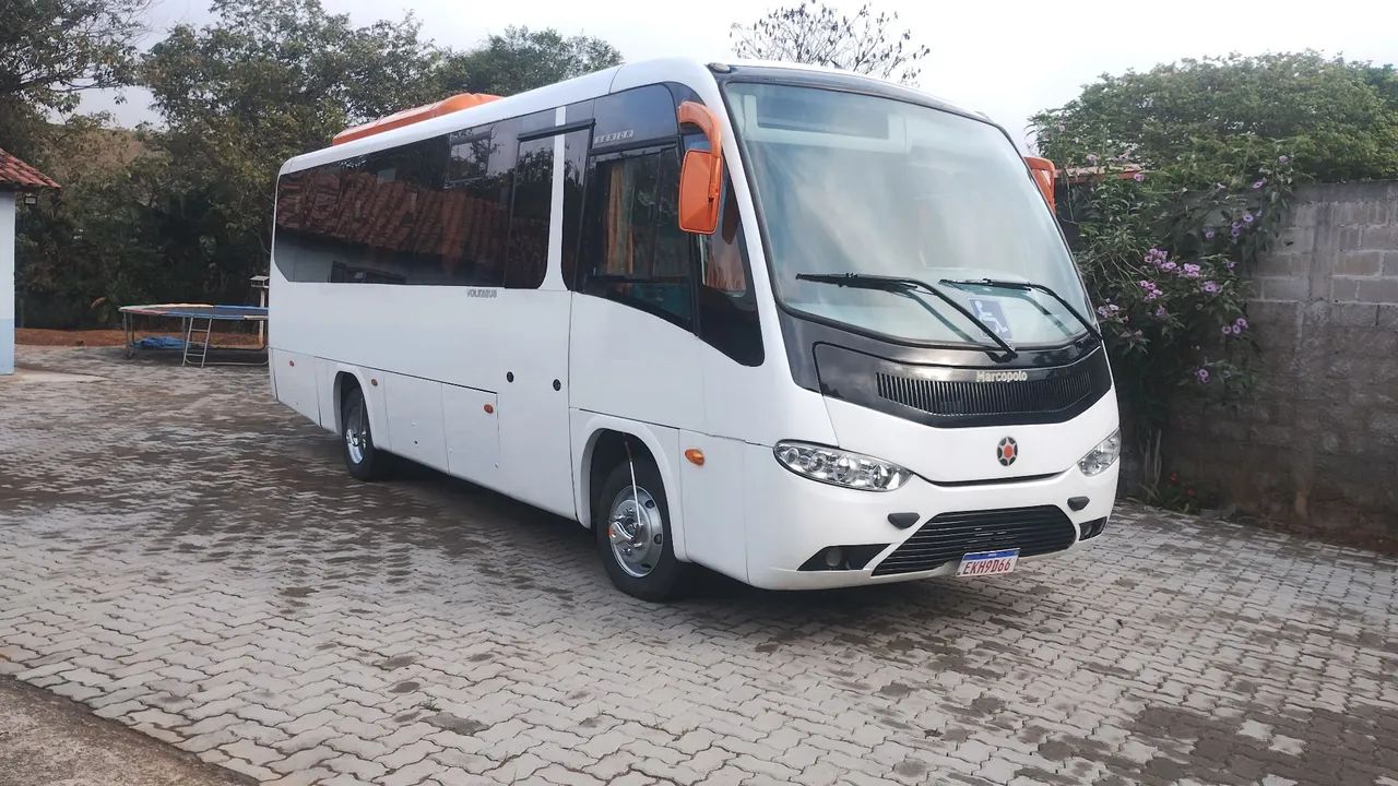 Micro ônibus sênior impecável 