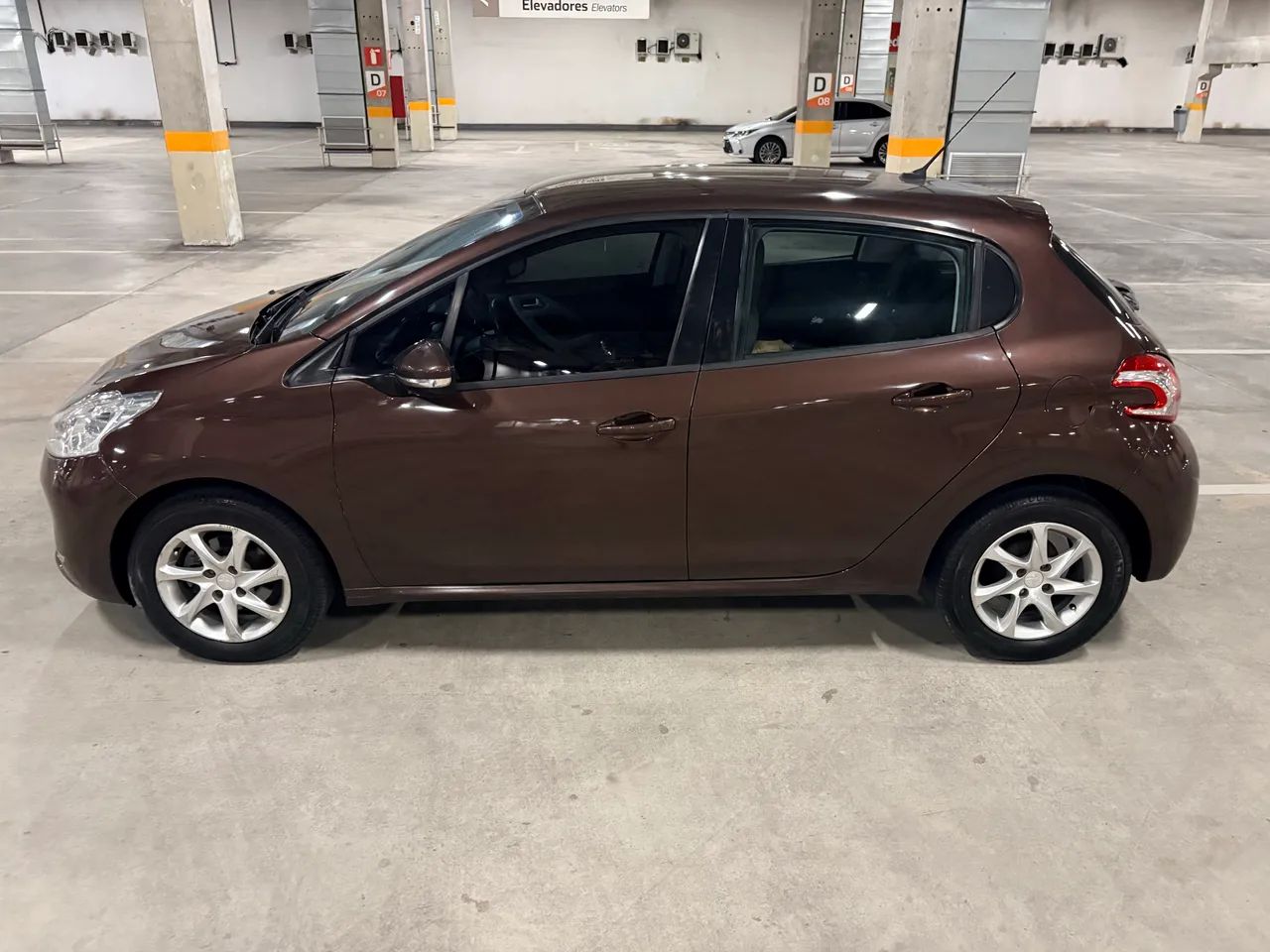 Peugeot 208 Active/active Pack 1.5 Flex 8V 5P 2016