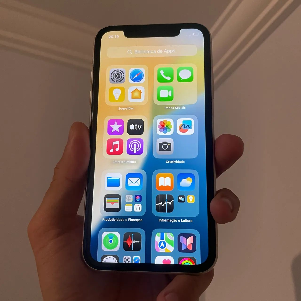 Iphone 11 White - Tudo OK  - Foto 2