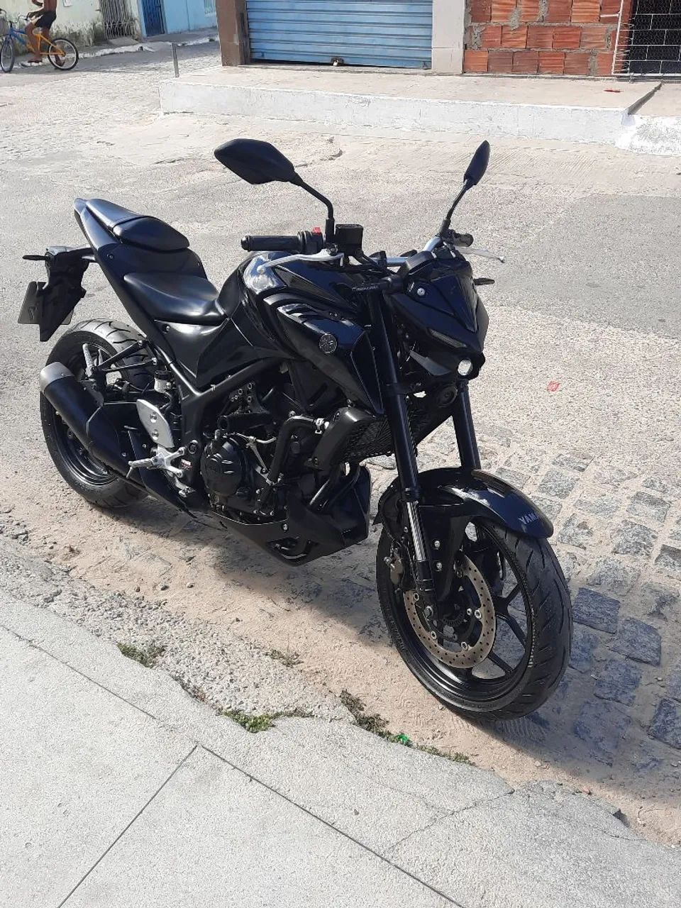 YAMAHA Mt03  - Foto 3