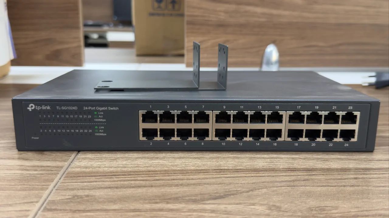TPLink TL-SG1024D 24-Port Gigabit Switch - Foto 2