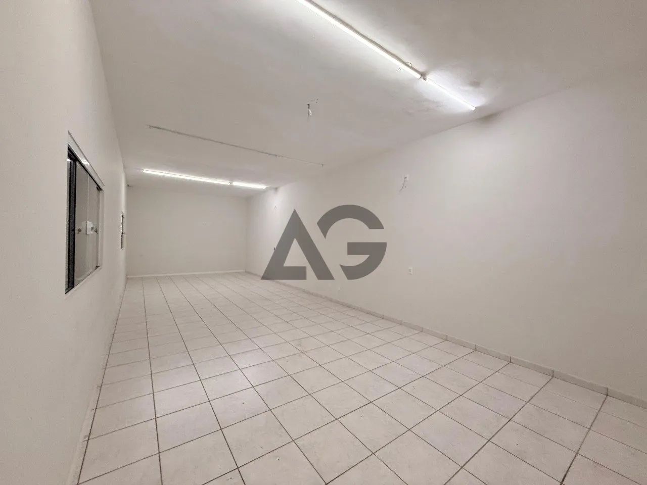 Sala Comercial | Locação | 90m ² | Central | em Serra Negra-SP - Foto 4