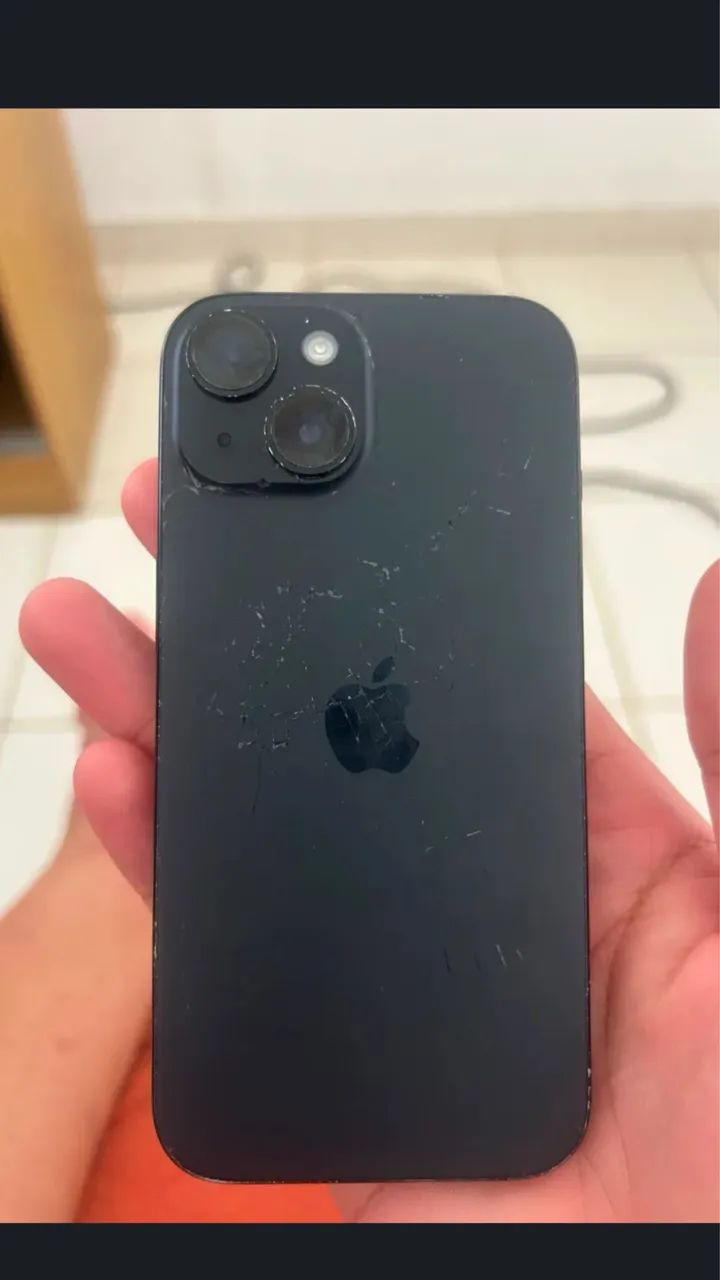iPhone 15 - Foto 2