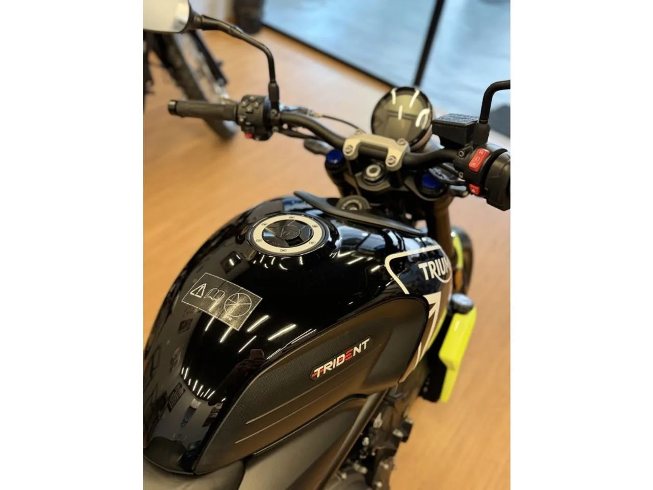 Triumph Trident 660 2024 - Foto 5