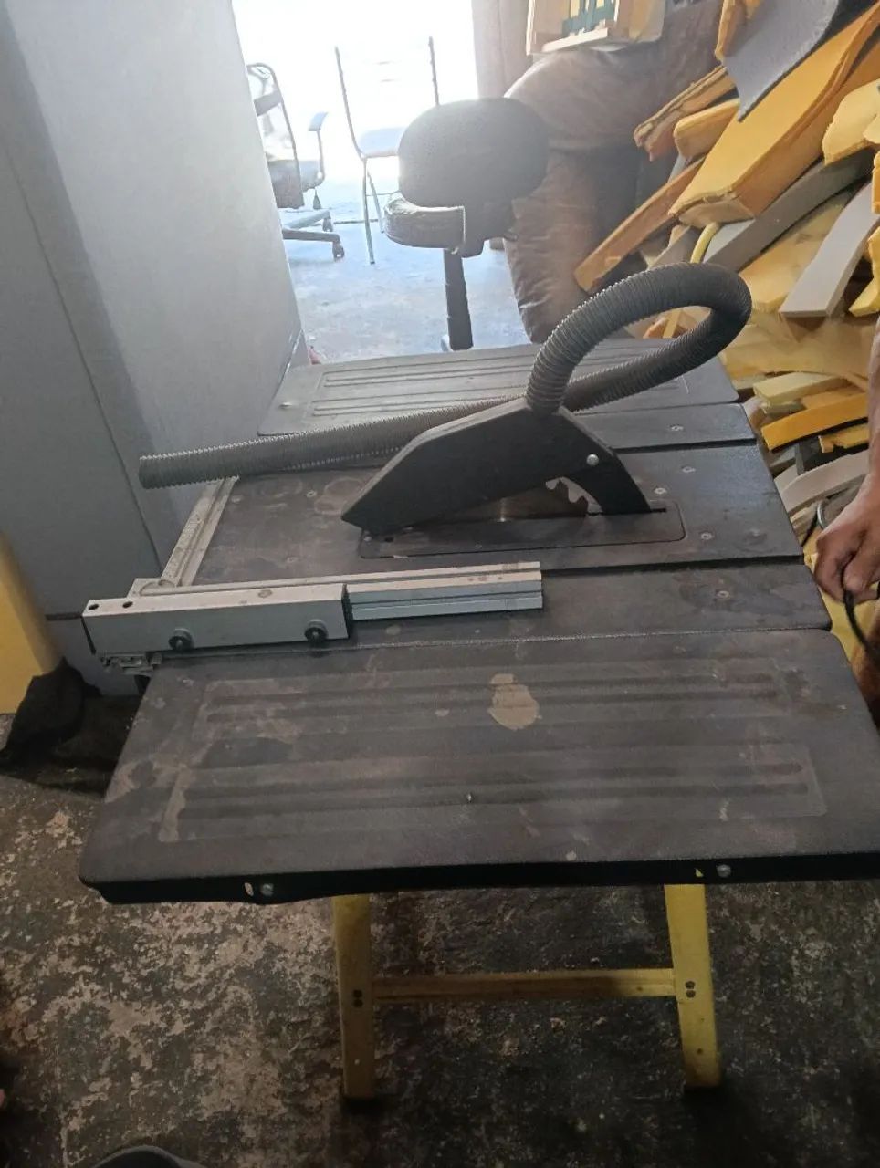 Serra com bancada  - Foto 2