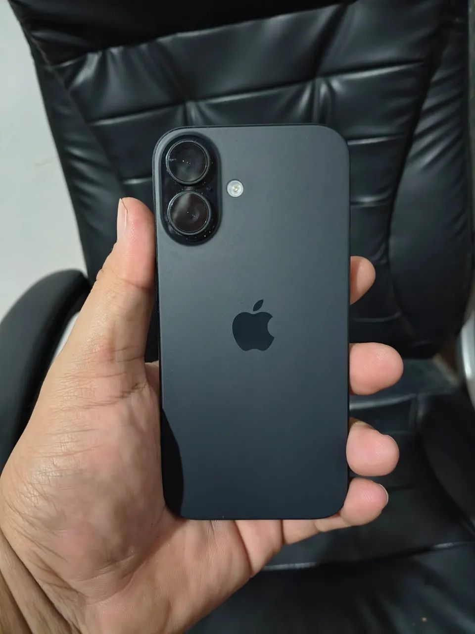 iPhone 16 256