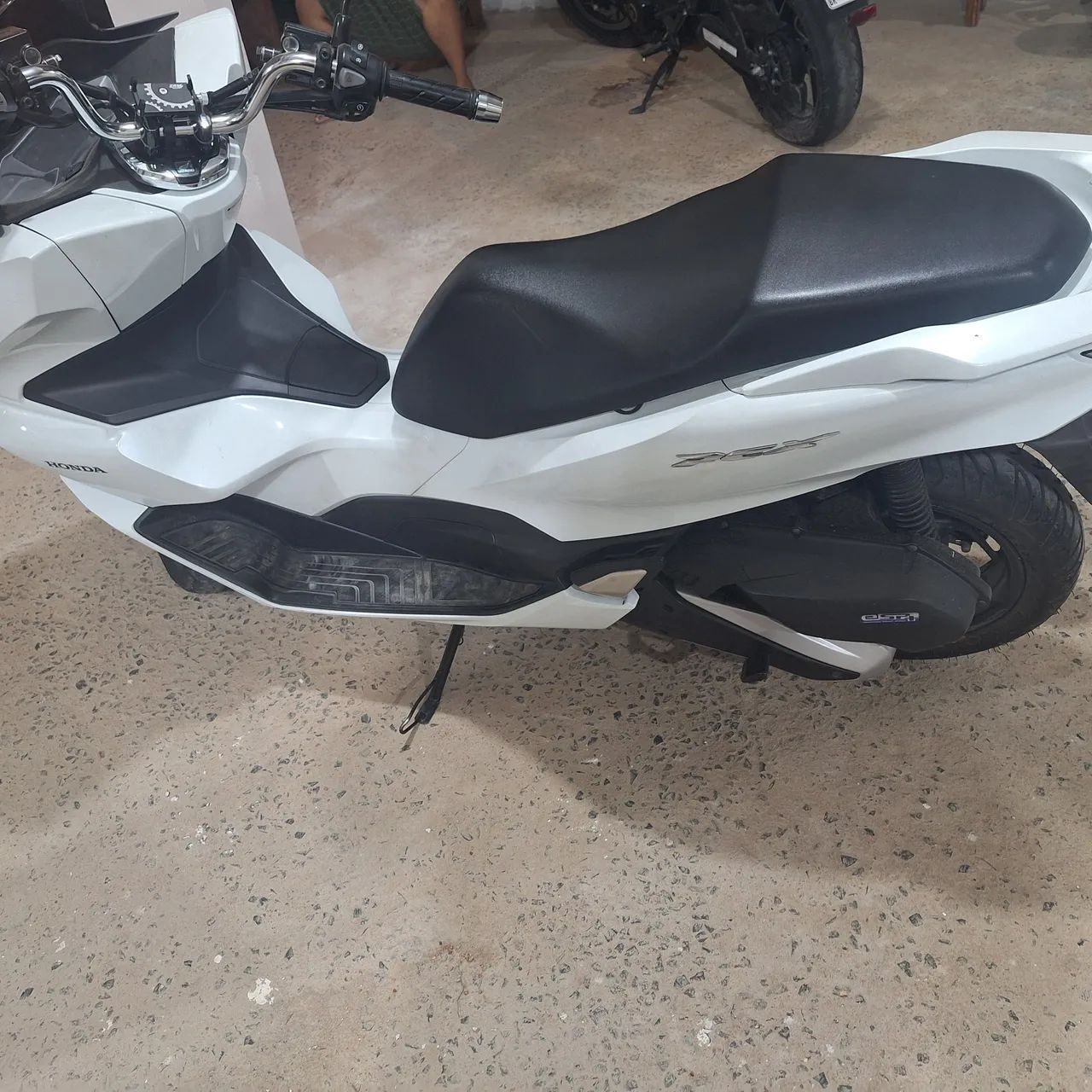 Vendo pcx impecável  - Foto 3