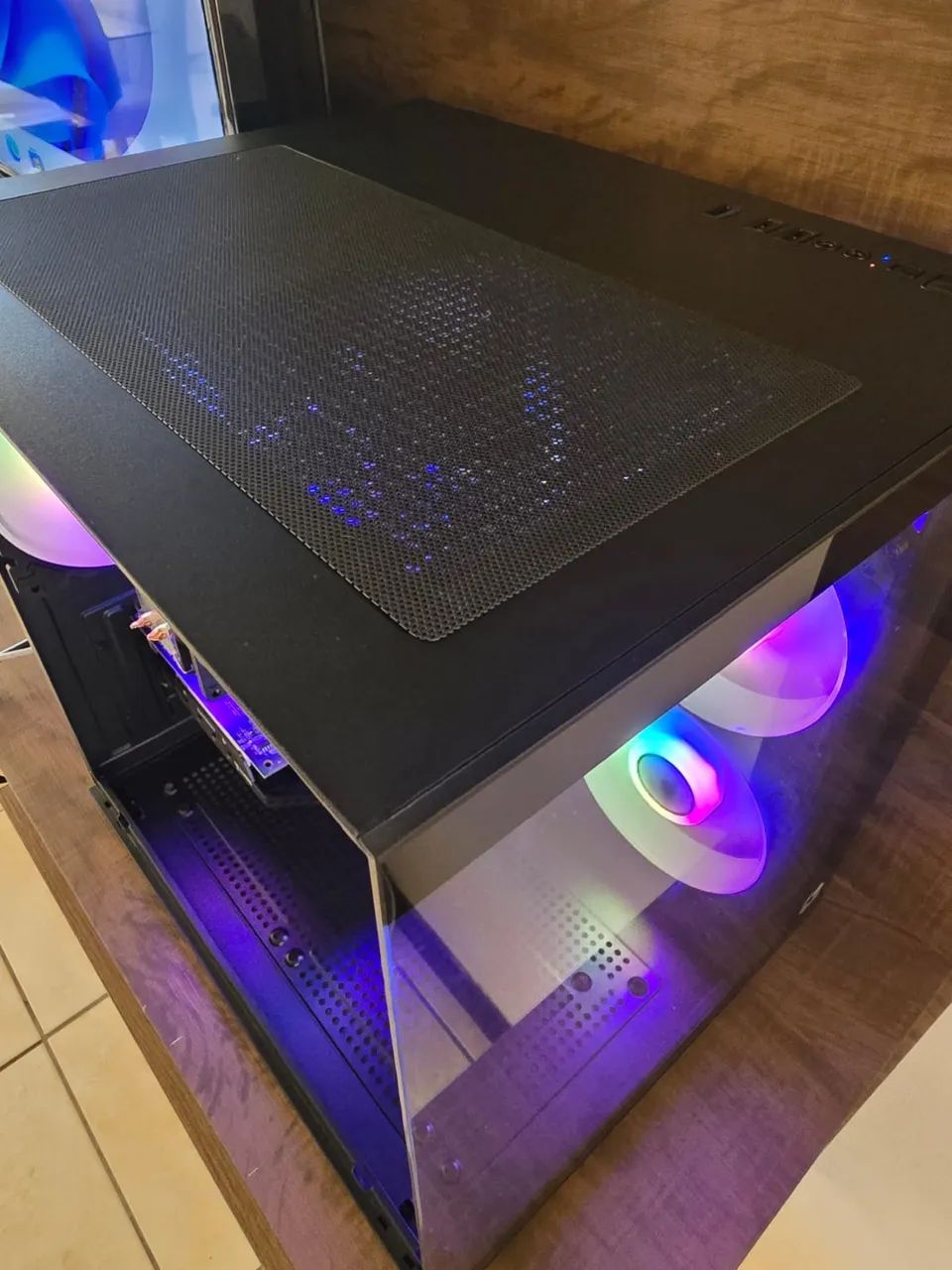 PC Gamer i5 + RX 560 4GB | 16GB RAM | SSD | RGB | Wi-Fi - Foto 5