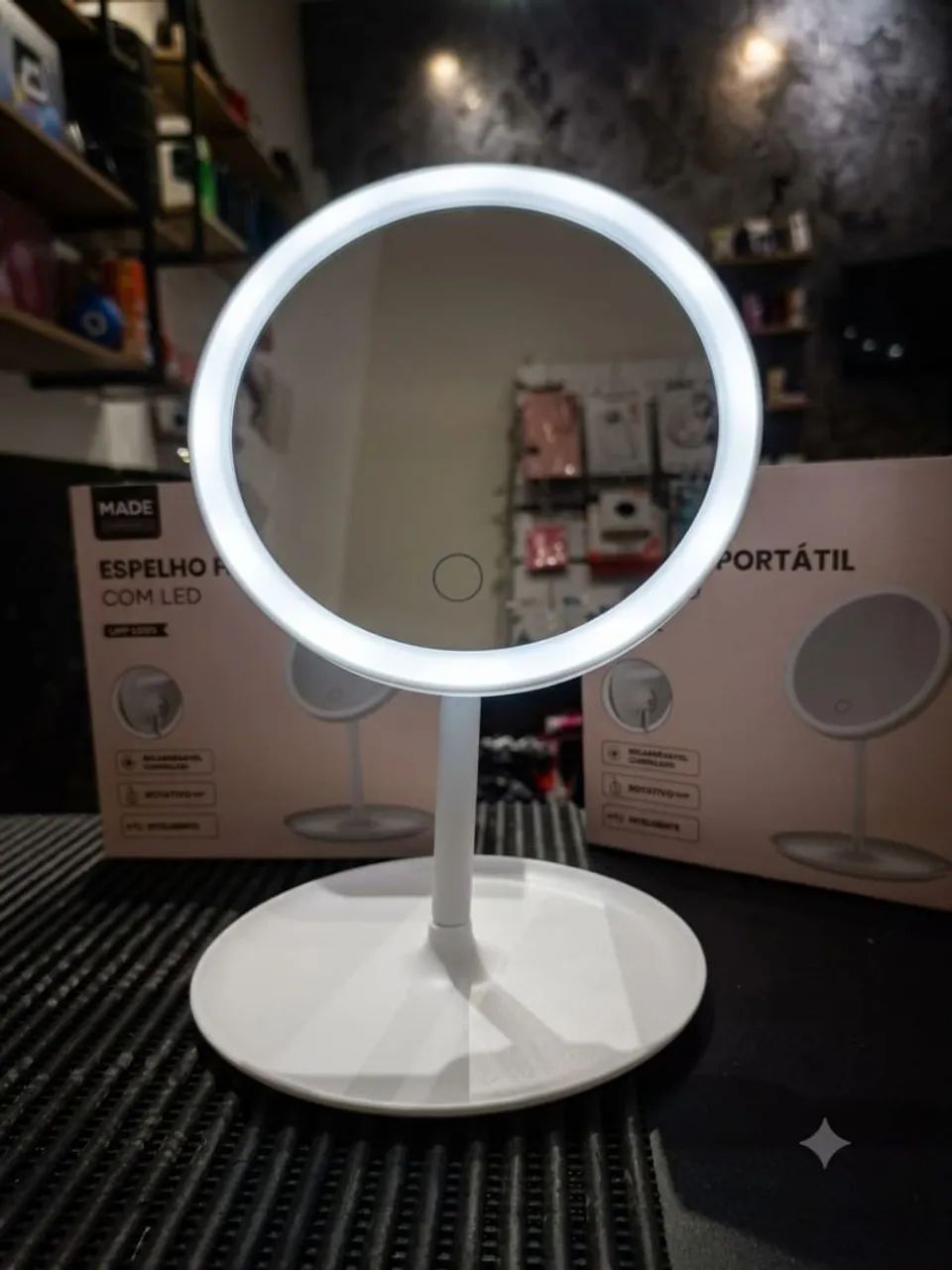 Espelho portátil recarregável com Led na borda - Foto 2